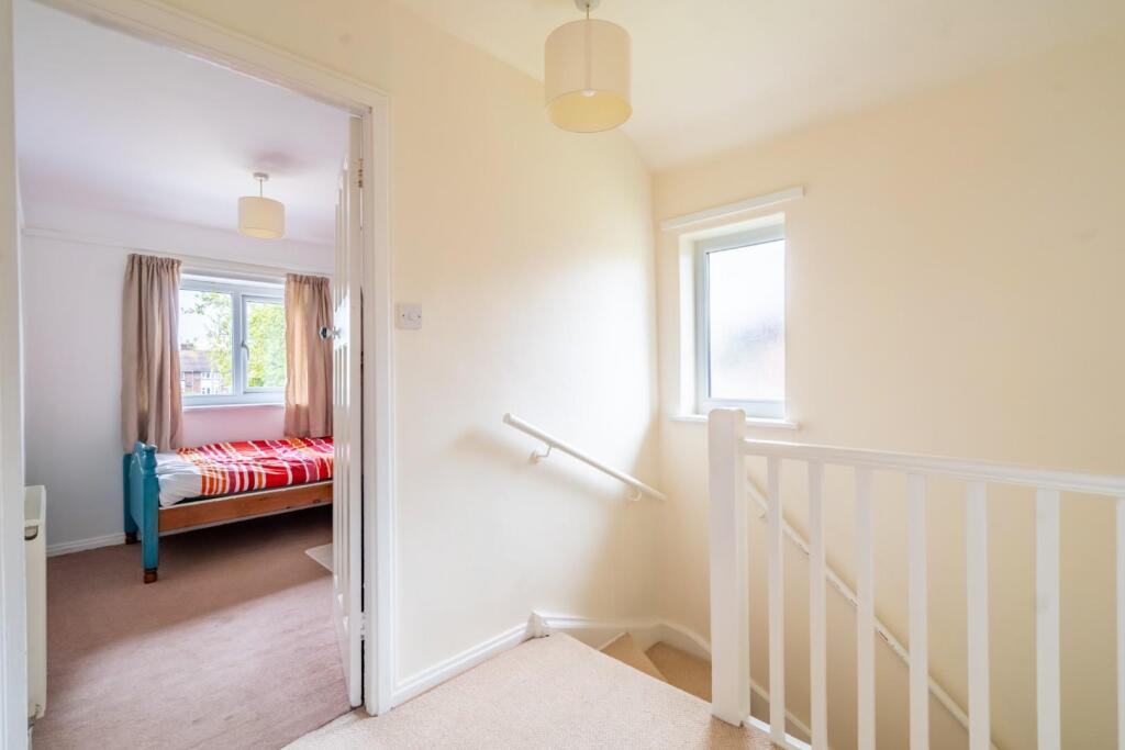 crombie avenue-13.jpg