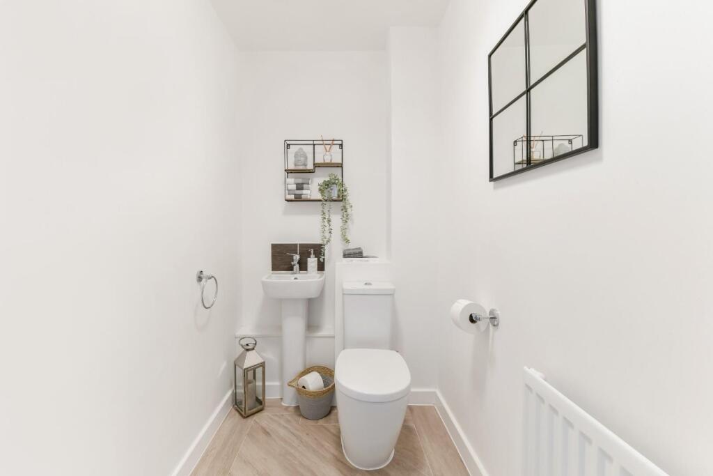 PRESTON MANOR ROAD (6).jpg