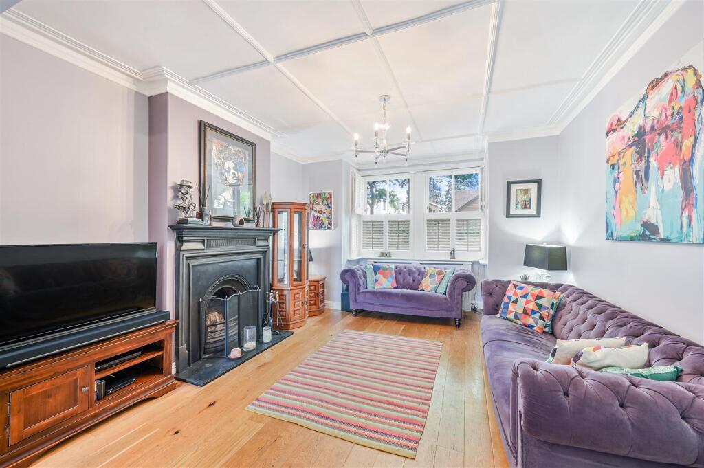 COLLEGE ROAD (12).jpg