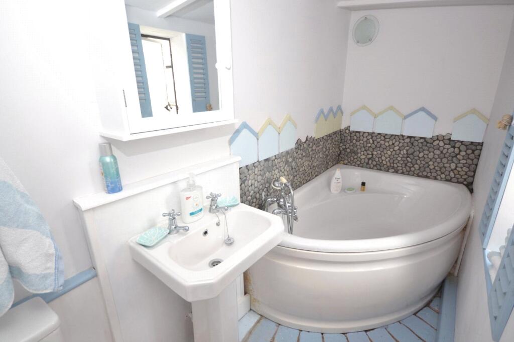 G Floor Bathroom
