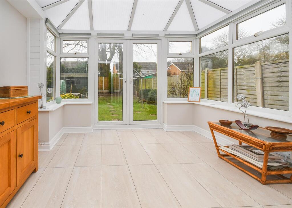 16 Clive Road - Conservatory.jpg