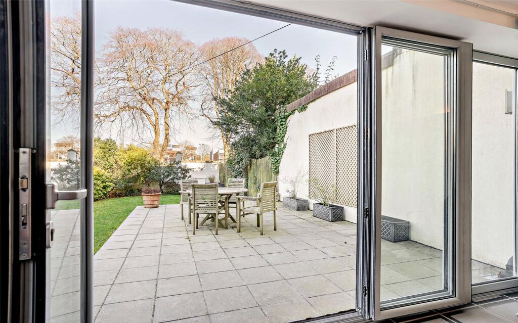 Rear Garden Patio