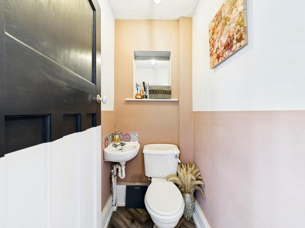 CAM05192G0-PR0018-STILL013