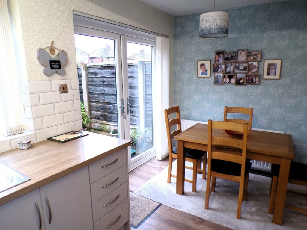 ShirleyAve1kit3.JPG