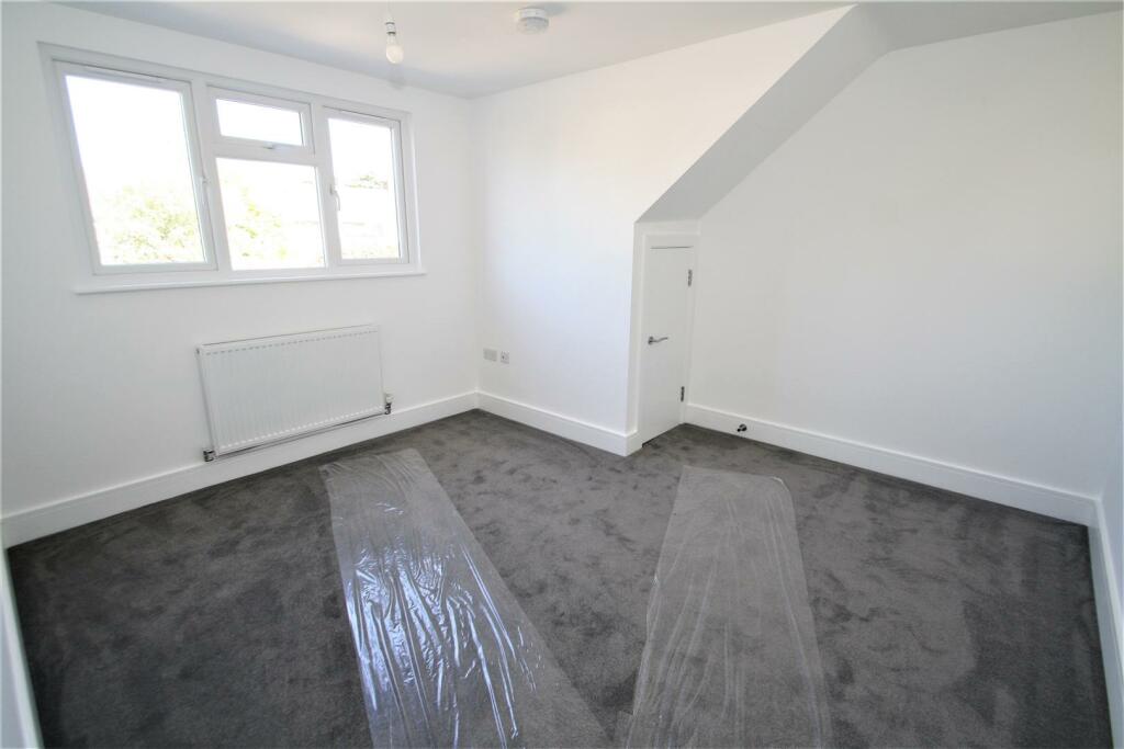 Bedroom1.JPG