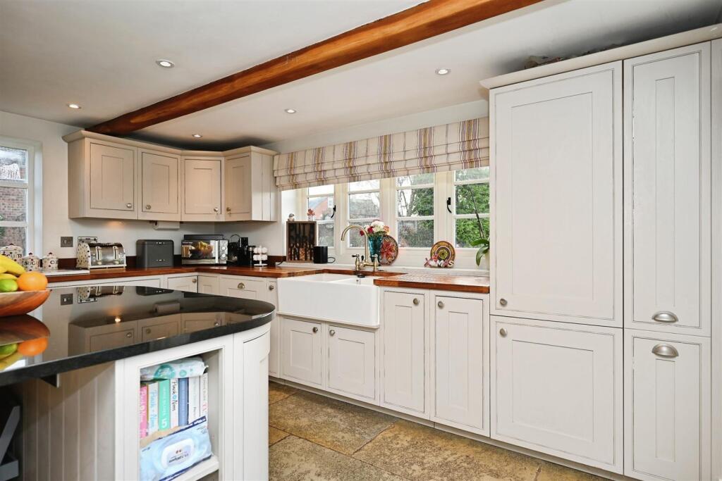 Breakfast Kitchen