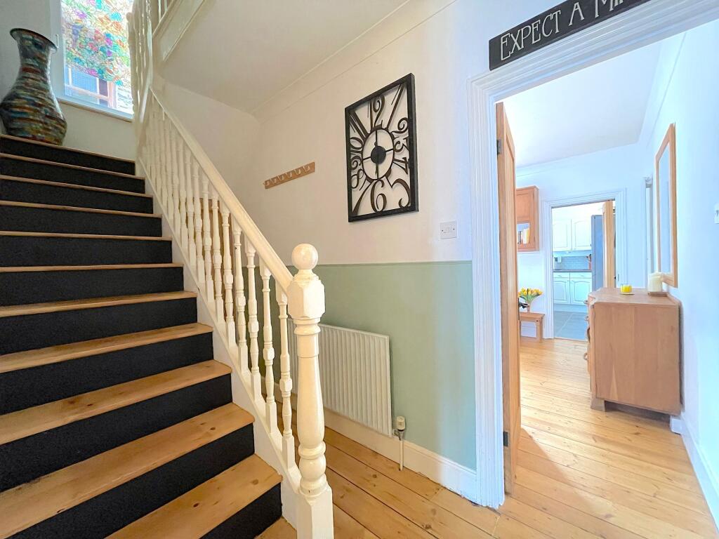 Entrance Hall (2)