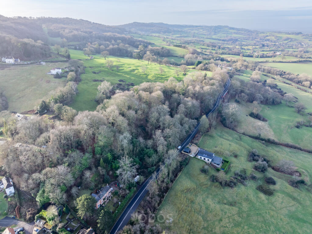 Grove Wood Painswick Road Brockworth GL3 4RU NB 13