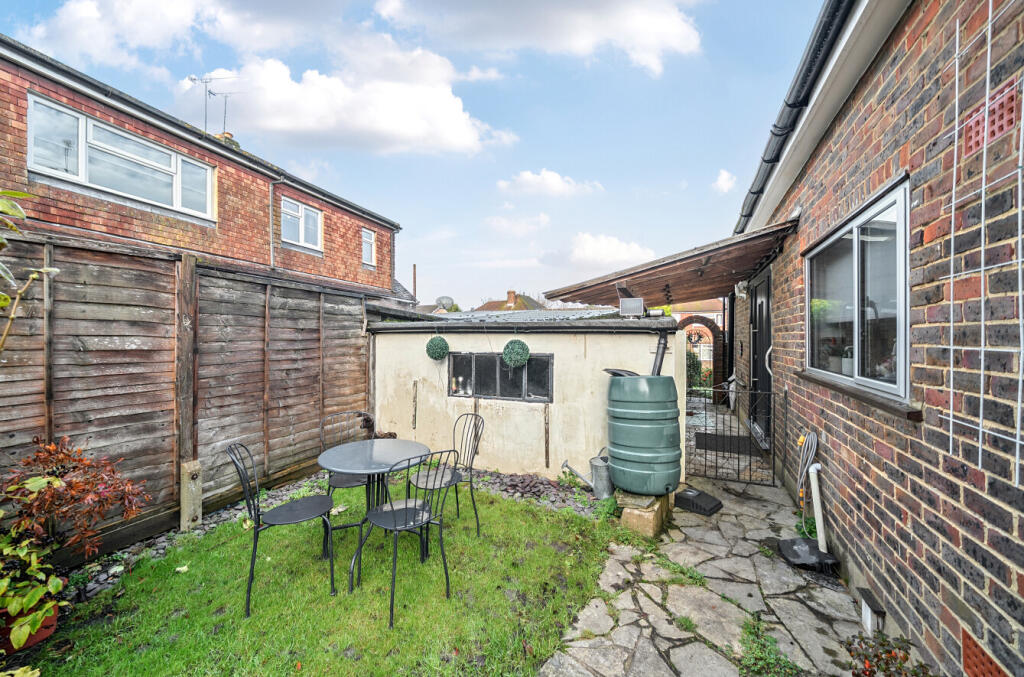 1387099-18-6932b1...