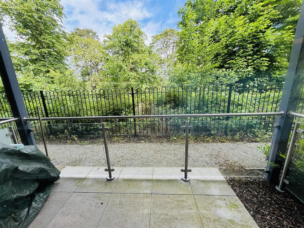 Front Terrace VP.jpg