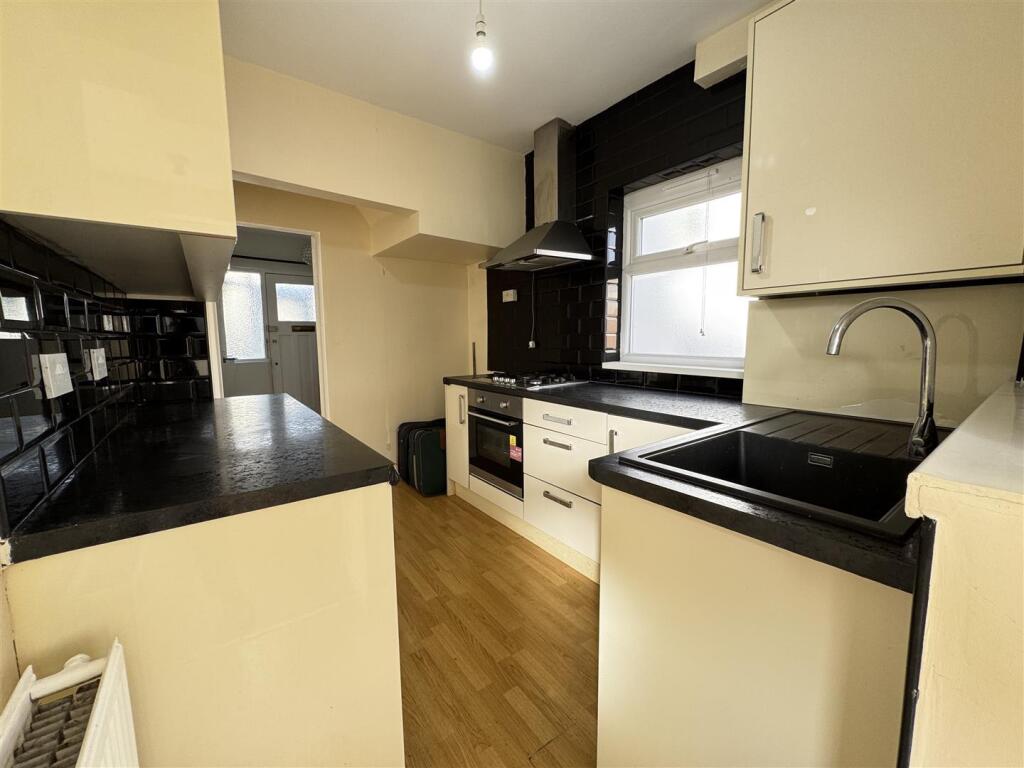 IMG_2296 (Large).JPG