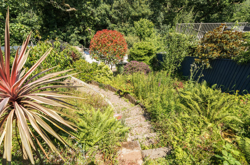 1310927-2-6852c9e...