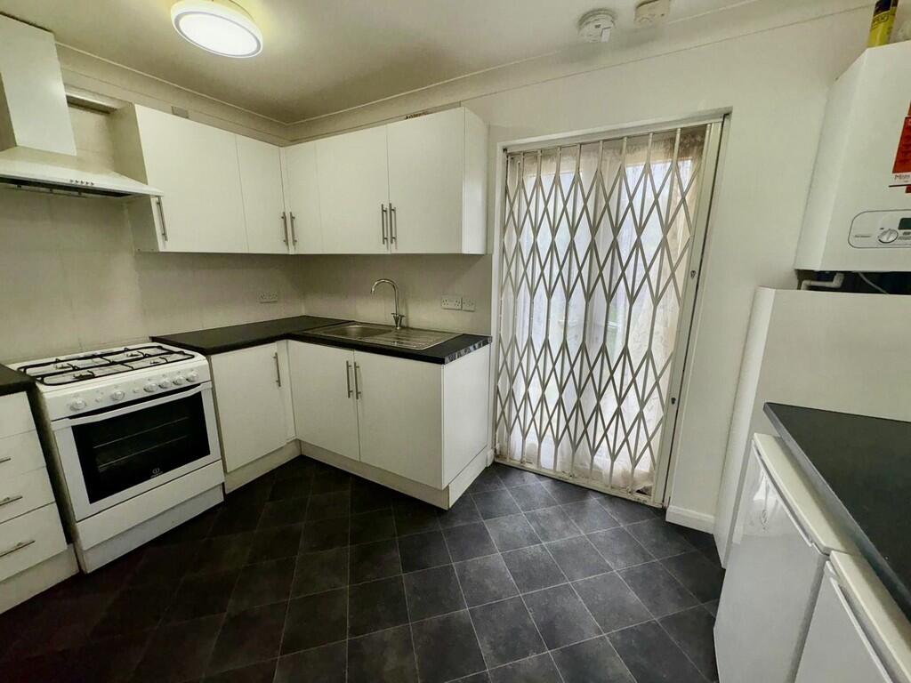 5fdf121f-02e0-403...