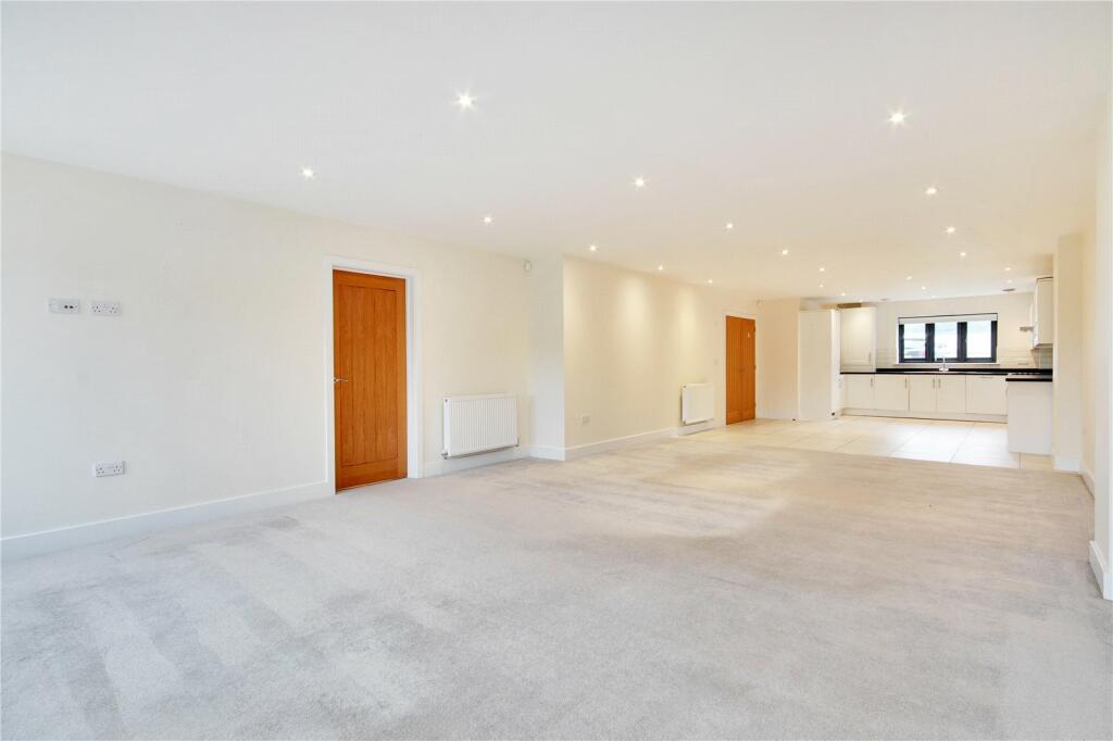 Kitchen/Sitting Room
