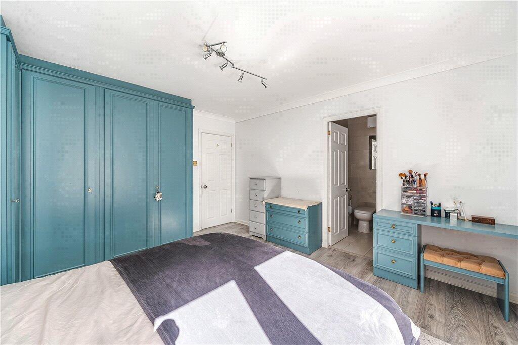 Davidson Frost-Wellings, DFW, Goodwood Close, Stan