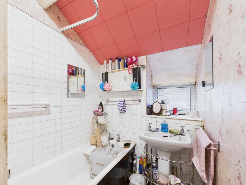 CAM03204G0-PR0226-STILL010 T202511111326.jpg