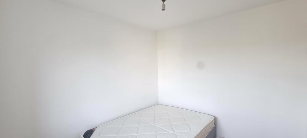 Bedroom 2(1)