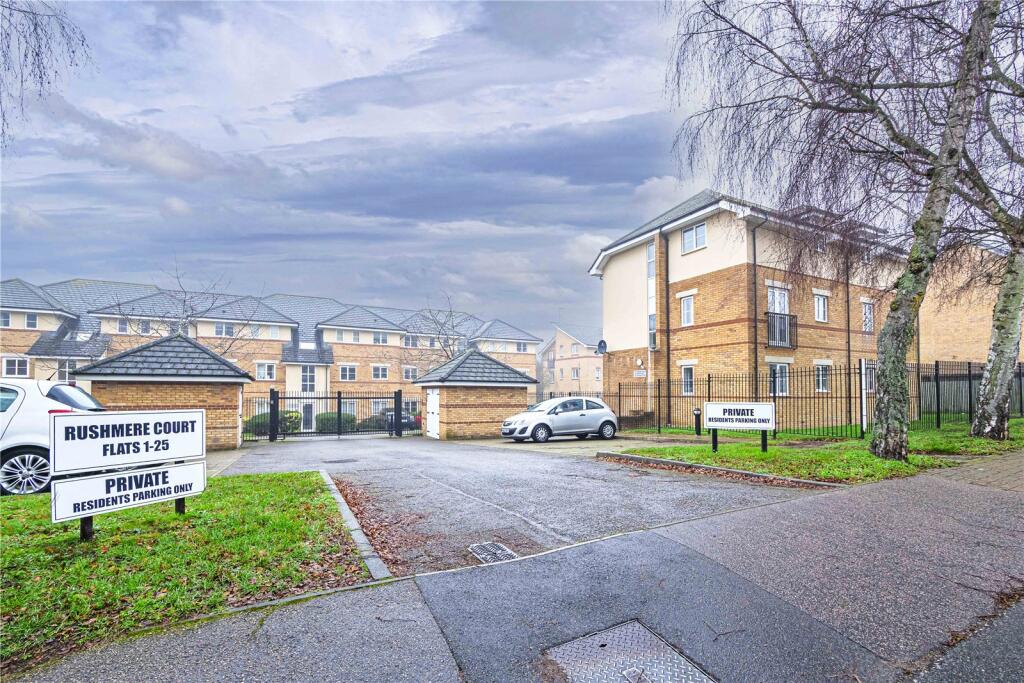 Ebberns Road, Apsley, Hemel Hempstead, Hertfordshire, HP3