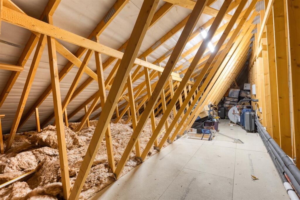 Large Loft/Attic