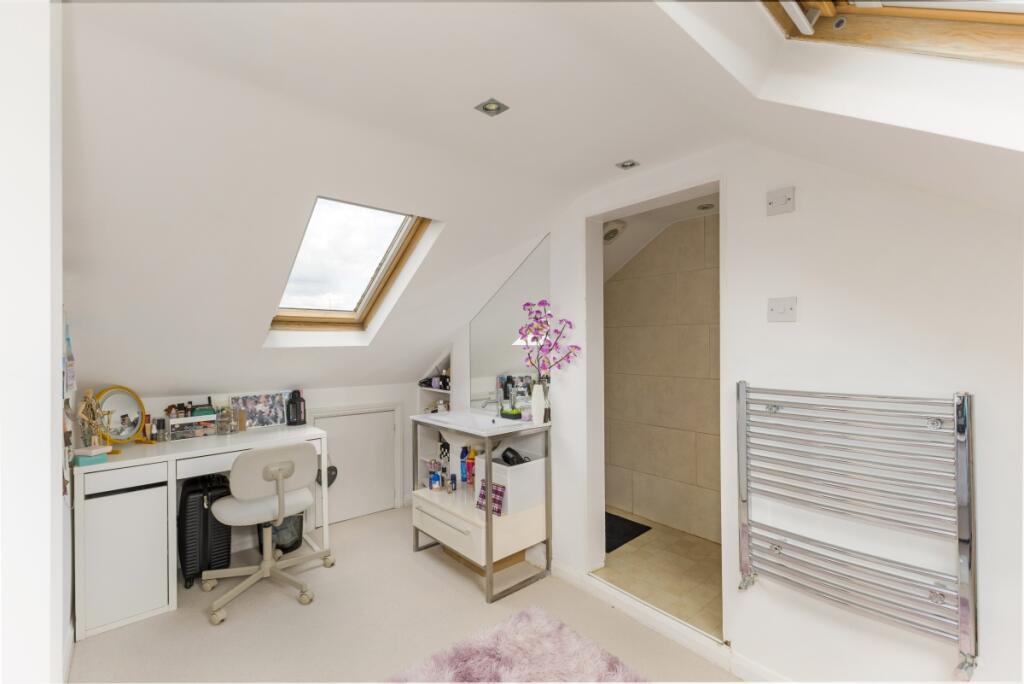 94937_80B-Bathurs...