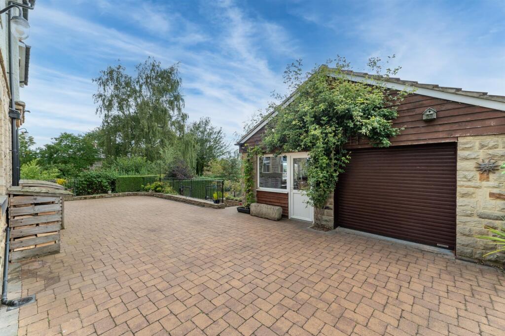 Parking &amp; Garage