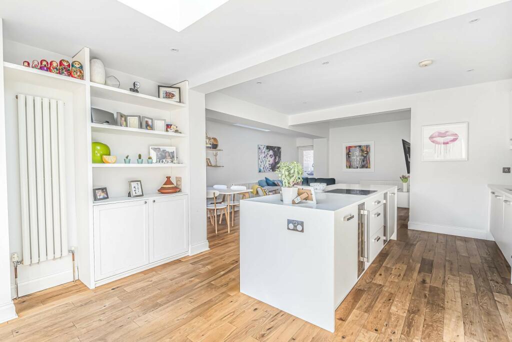 Kitchen/Breakfast Ro