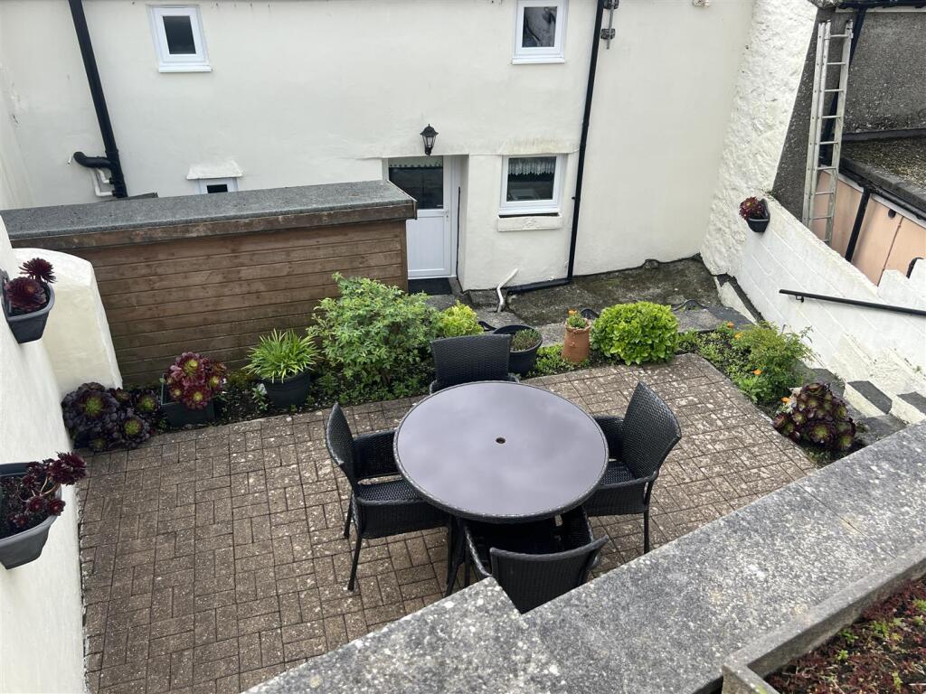 Garden, Parking &amp; Views