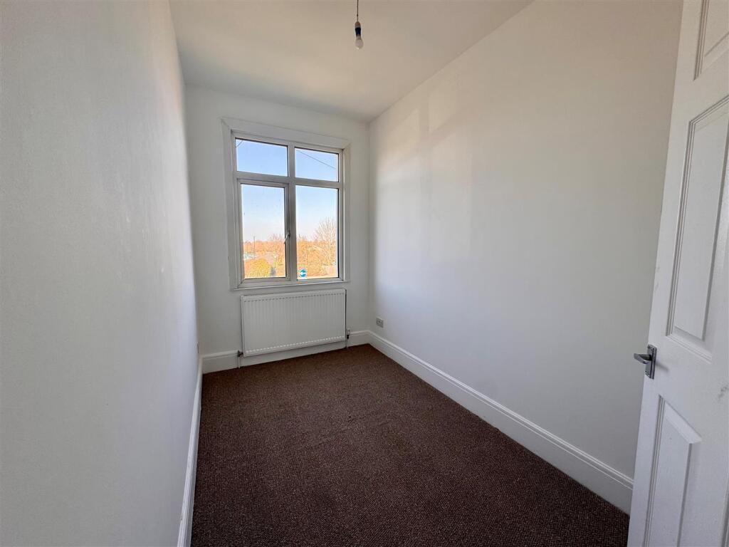 Small Bedroom.jpg
