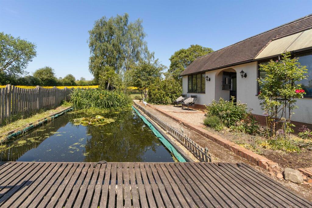 Fieldview, Withybrook (27).jpg