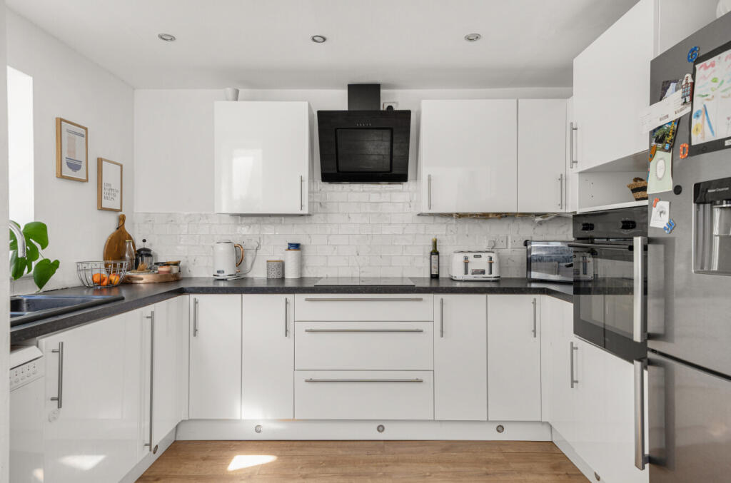 1289227-15-682b61...