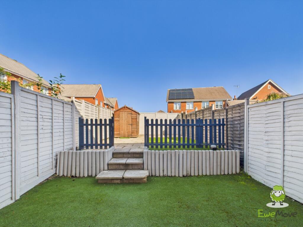 EweMove Basingstoke Highpath Way Rear Garden