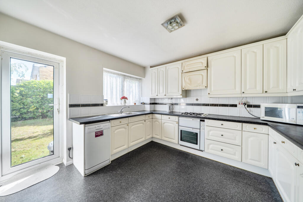 1346245-10-68b587...