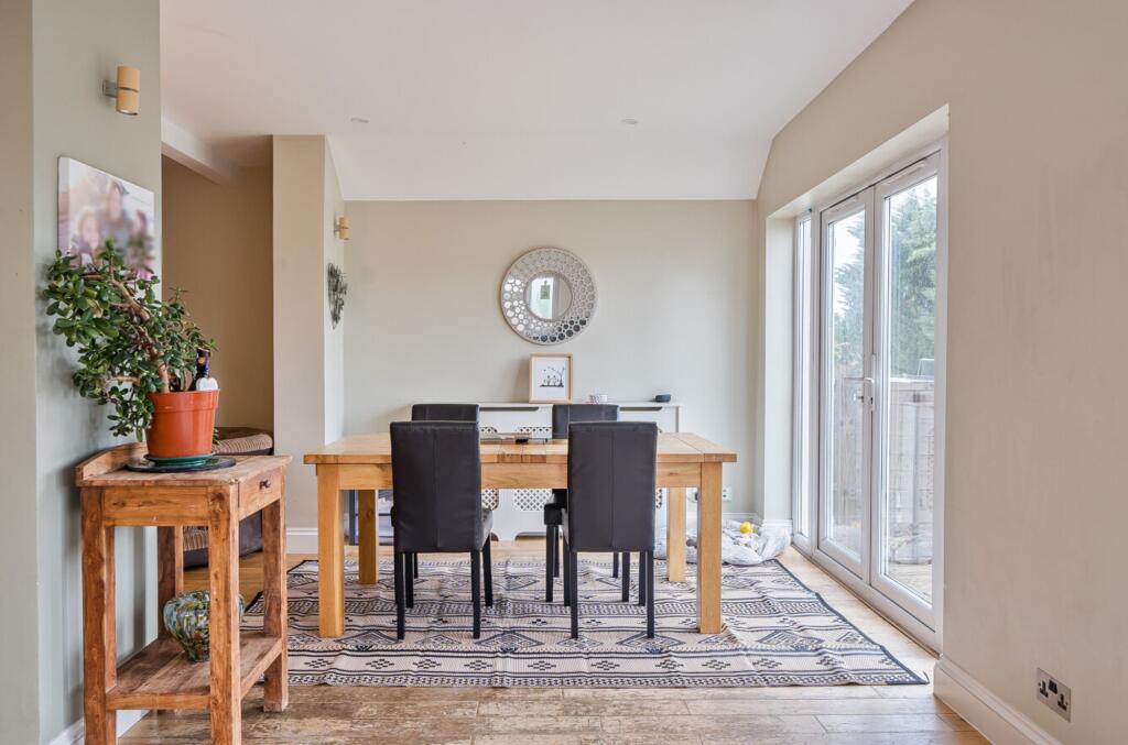 Stoneleigh Crescent, Epsom - KT19 0RP