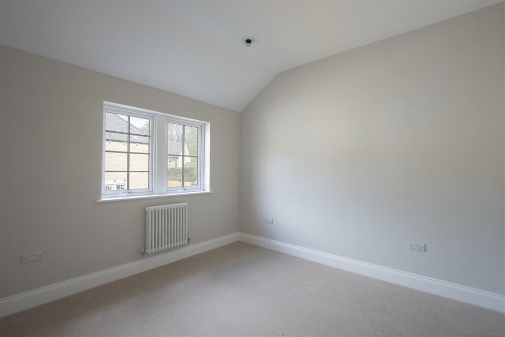 Master bedroom.jpg
