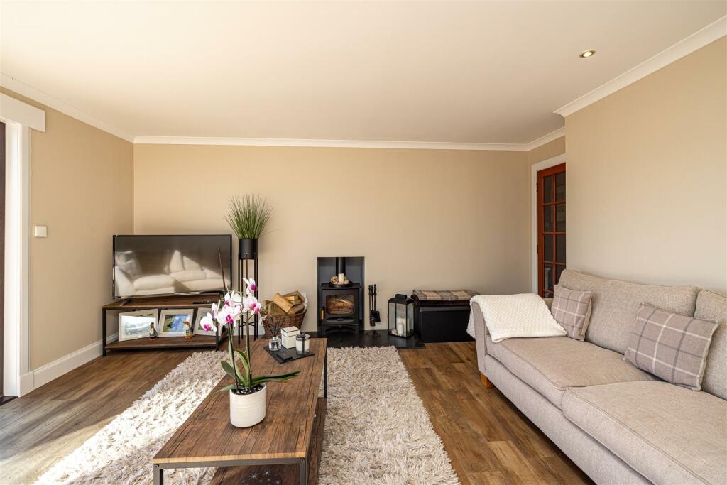 7 Montgomerie Terrace Gattonside 25.JPG