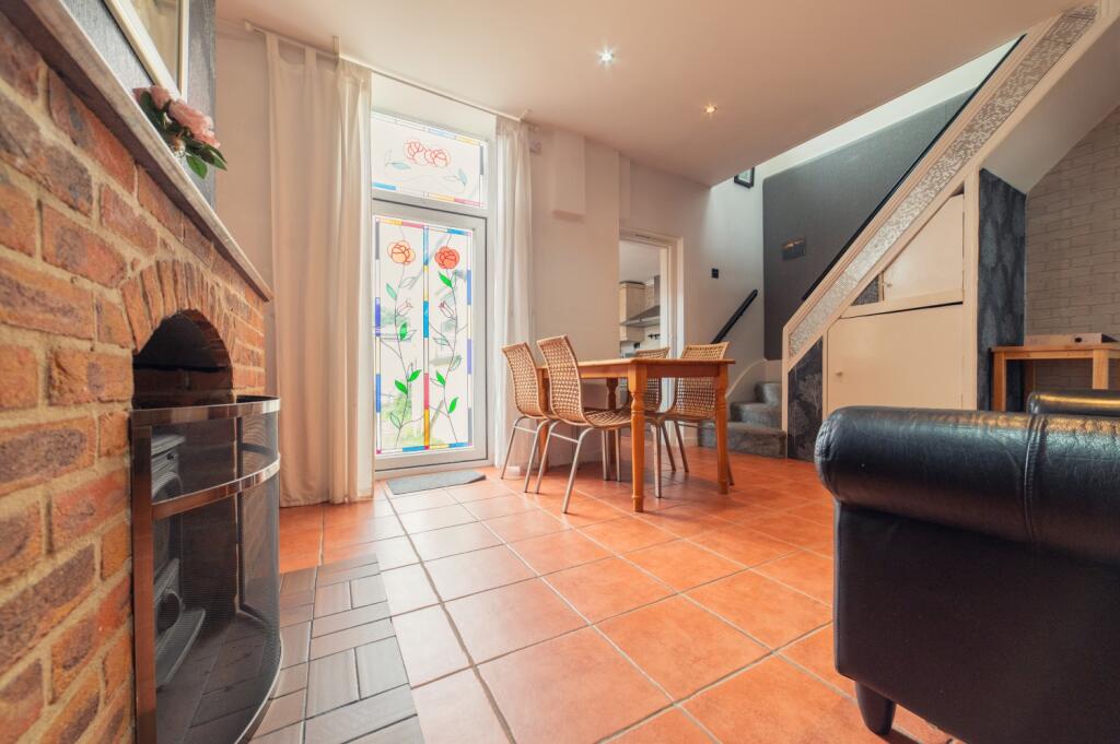 Call 02920 454555 to secure your viewing_4