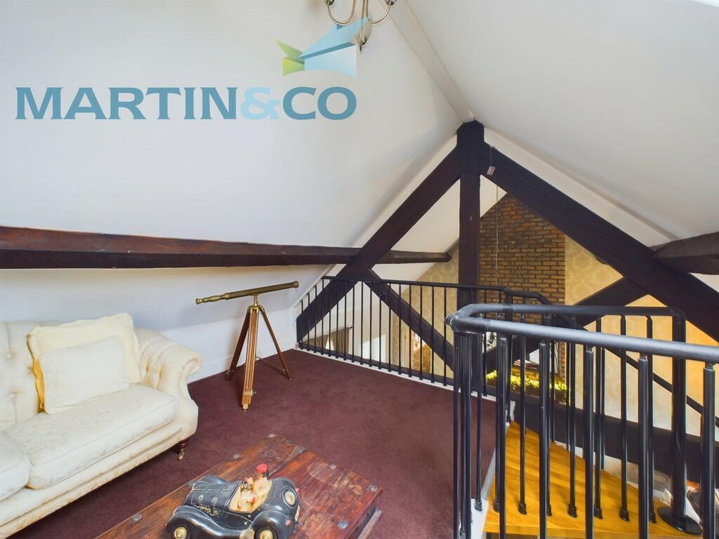 CAM01870G0-PR0143...