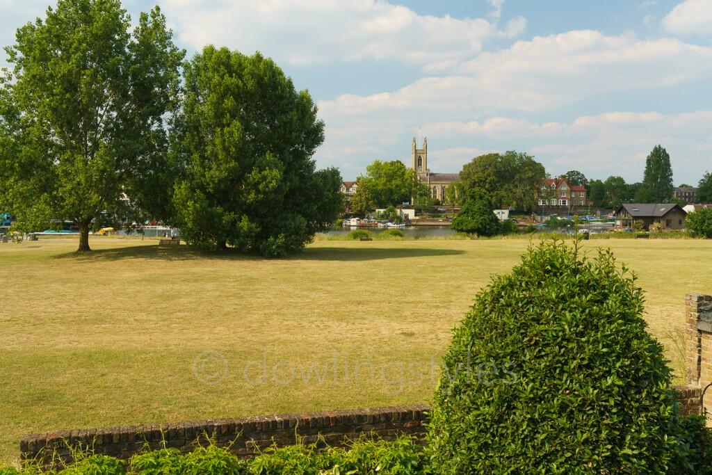 Buckingham Gardens, West Molesey, Surrey KT8