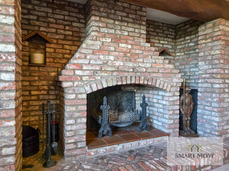 Feature Fireplace