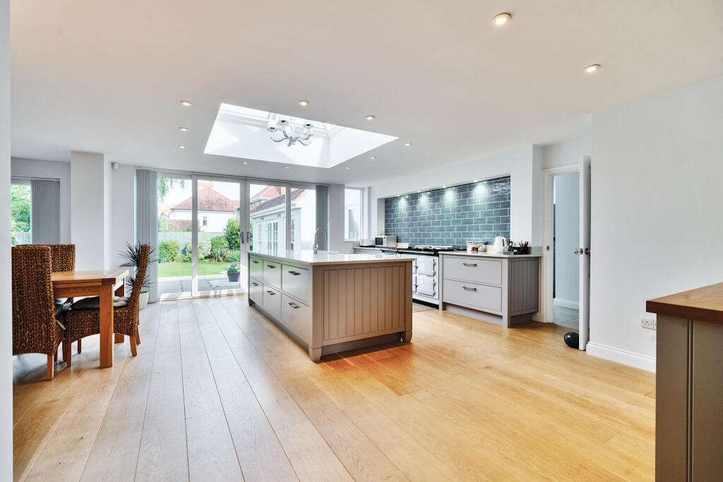 Open Plan Dining Room / Kitchen