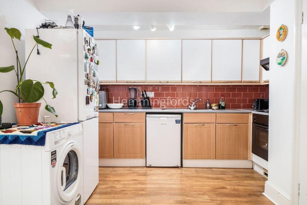 Flat 2, 355 Camden Road - OsE9epYueKauMkTDpZVL.jpg