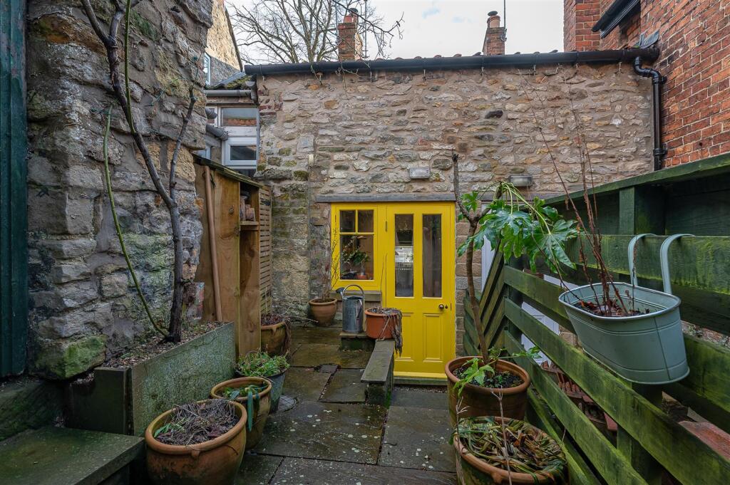 46a Potter Hill-14.jpg