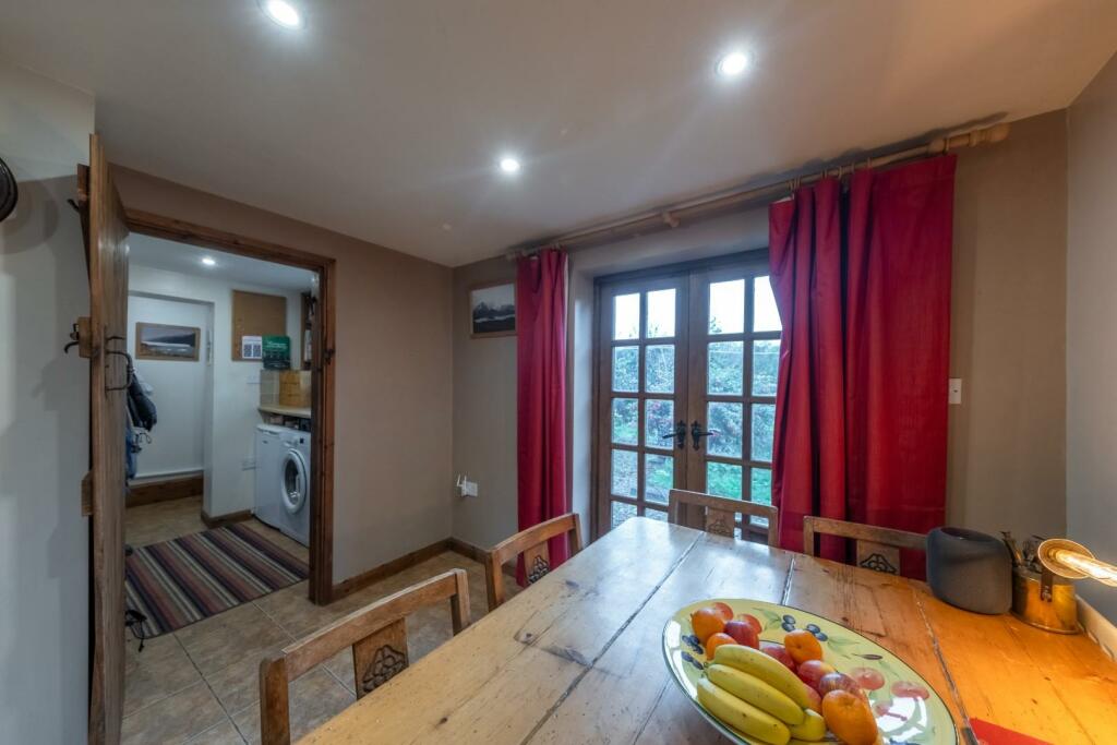 2 Gallowclough Lane-010.JPG