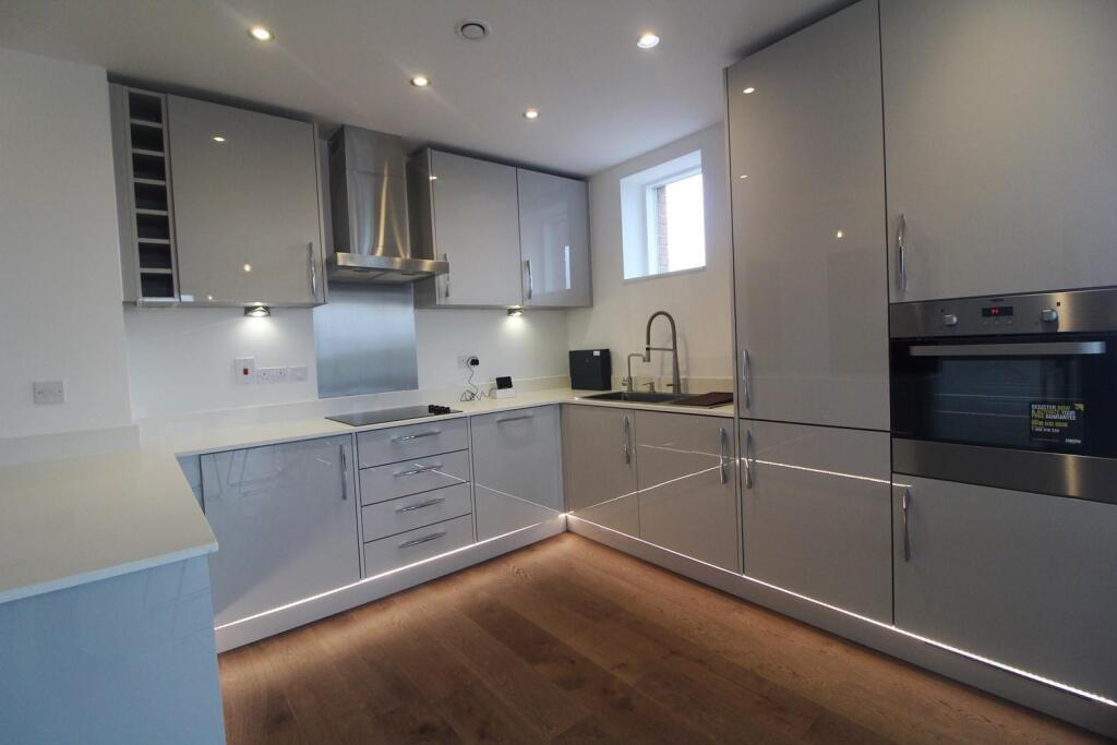 Riverside View, 5-9 Berkeley Avenue, Reading, RG1