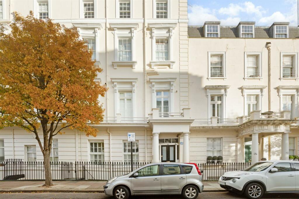 82876_Flat 42 44 Denbigh (2)_low.jpg