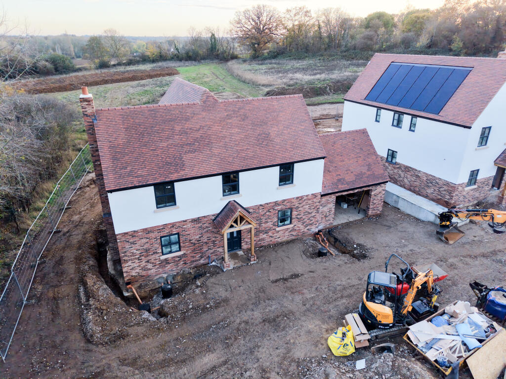 20251112_155102000_iOS