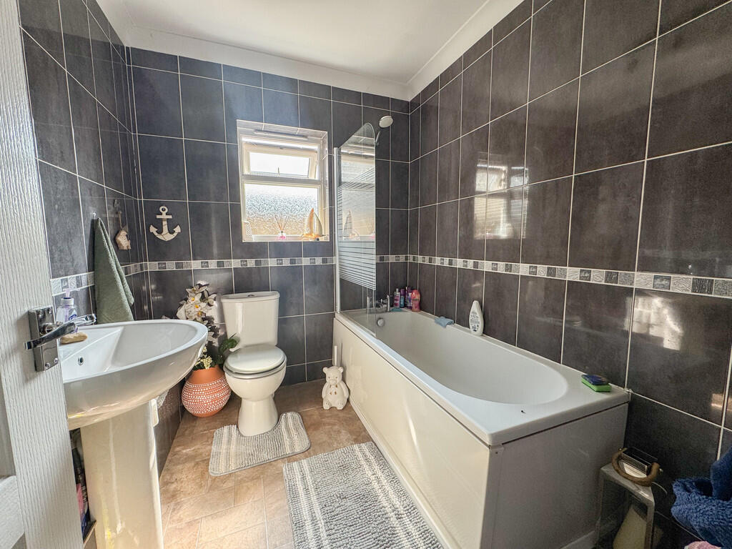 gf bathroom
