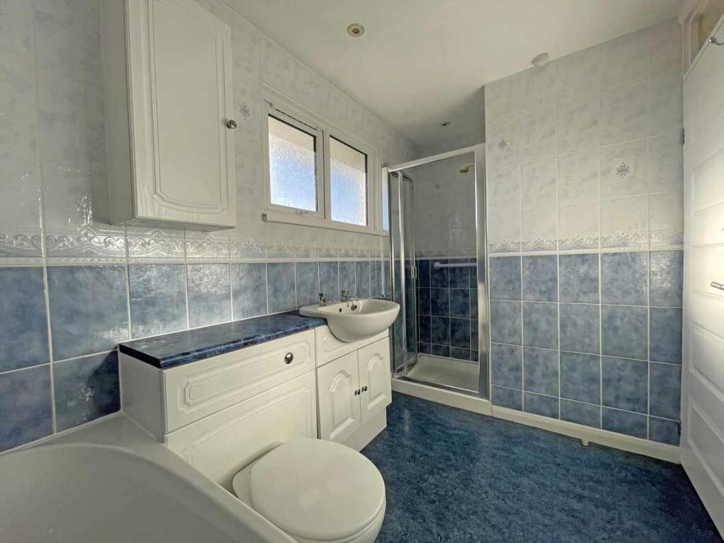 Hopton Close 6 - Bathroom 2...jpg