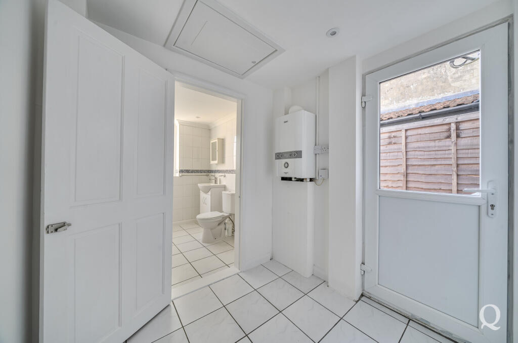 66549848-8b6d-4e9...