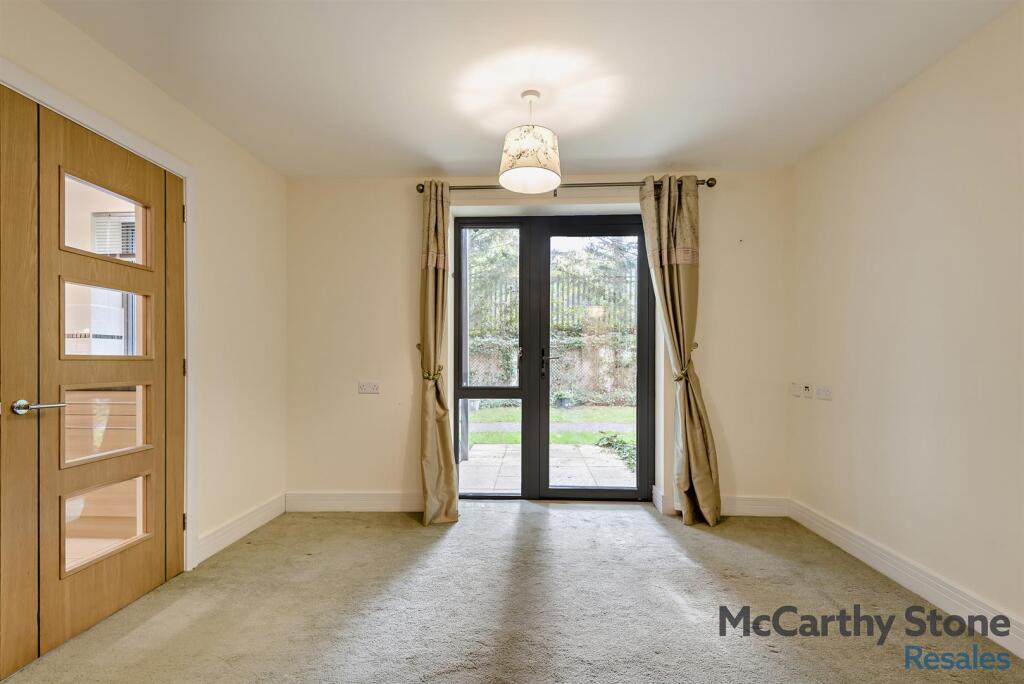 8668532-interior11-800.jpg